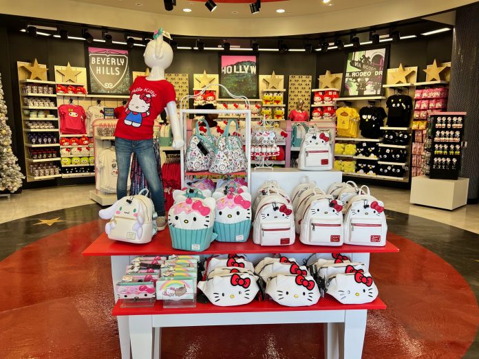 1669839111 275 The Hello Kitty Store at Universal Studios Florida closes