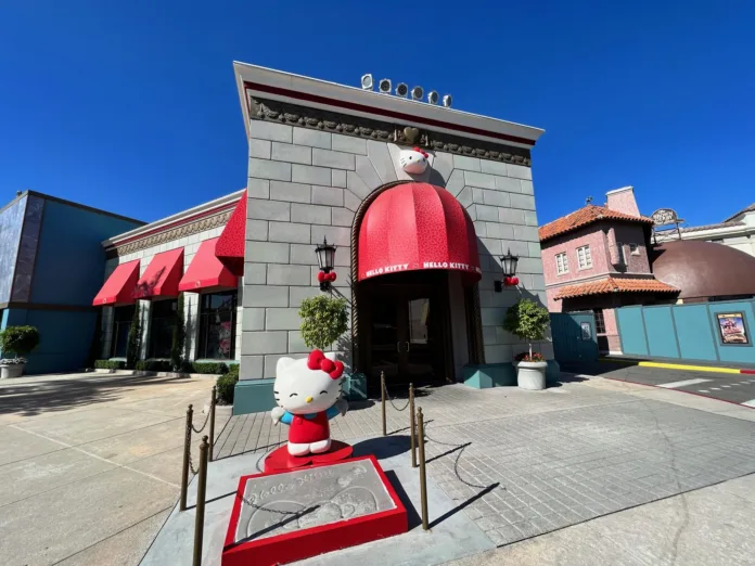 The Hello Kitty Store at Universal Studios Florida closes