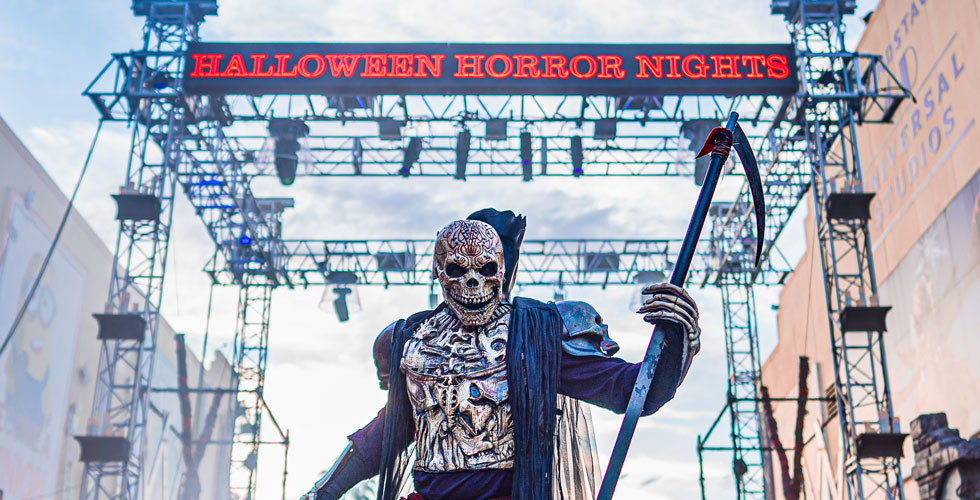 Best of Halloween Horror Nights 30 Fan Photos