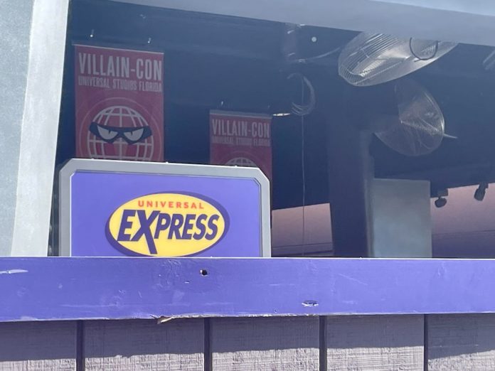Universals Villain-Con Express Lane