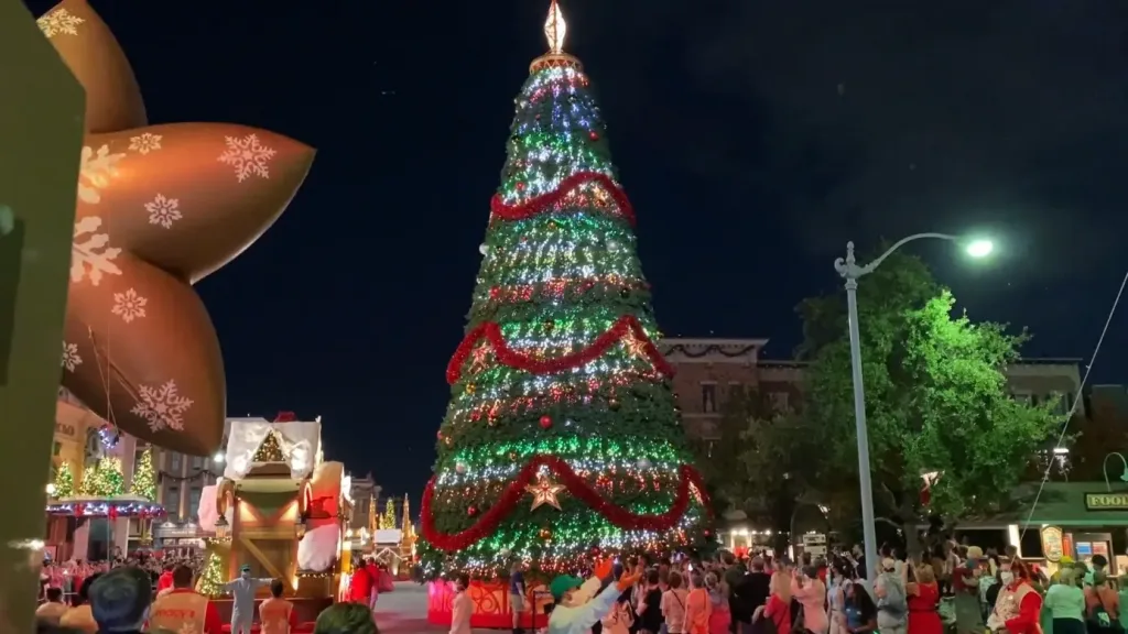 ULTIMATE Guide to Holidays at Universal Orlando Insider Tips & Must-See Attractions!