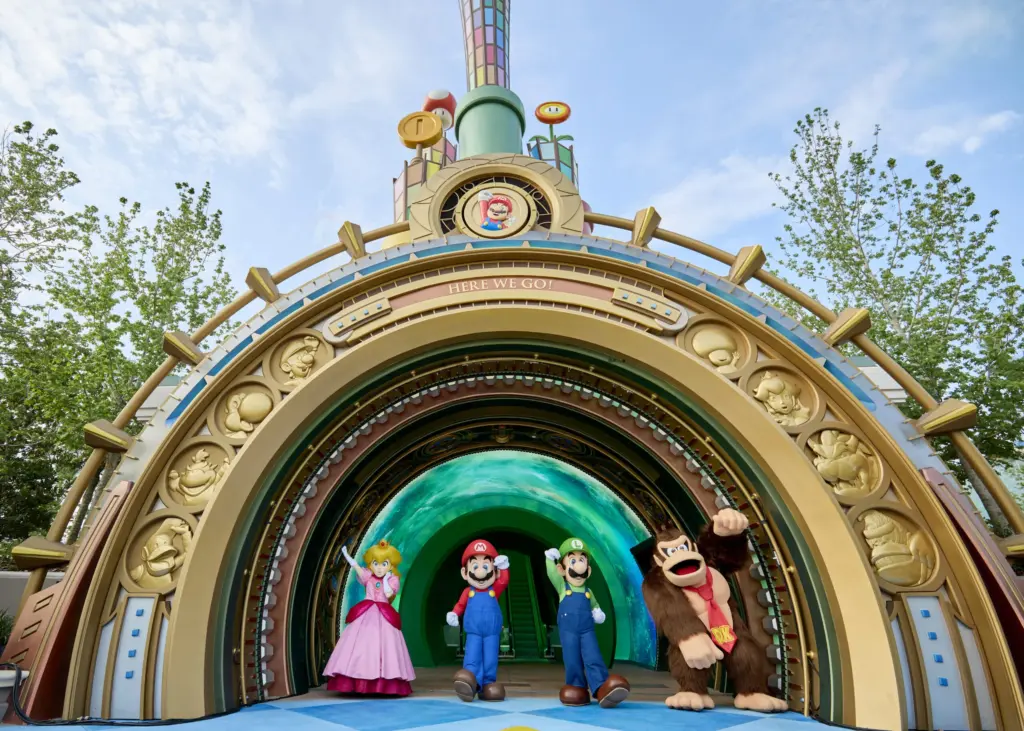 Is the DK Crush Float at Epic Universe Worth the Hype? 1 Super Nintendo World at Epic Universe Universal Orlando