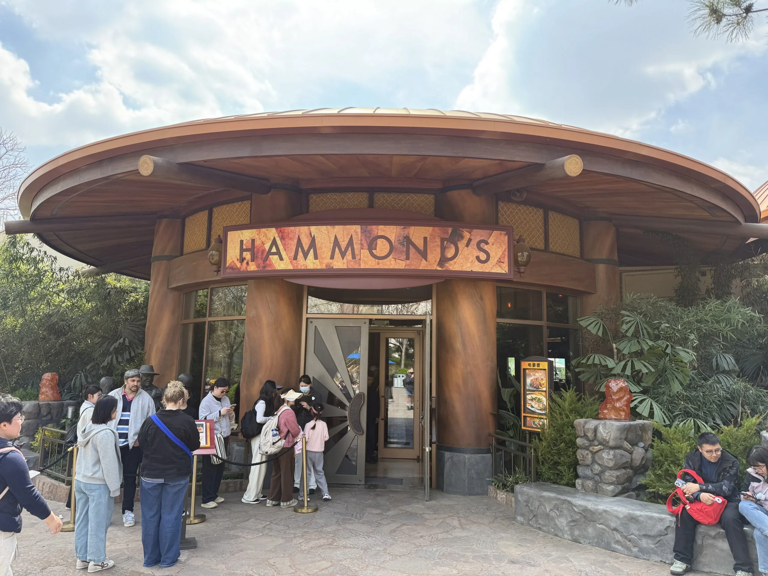 Mythos Closing in 2027 as Thunder Falls Terrace Becomes Islands of Adventure's New Signature Restaurant 3 Hammond's restaurant at Universal Beijing Resort