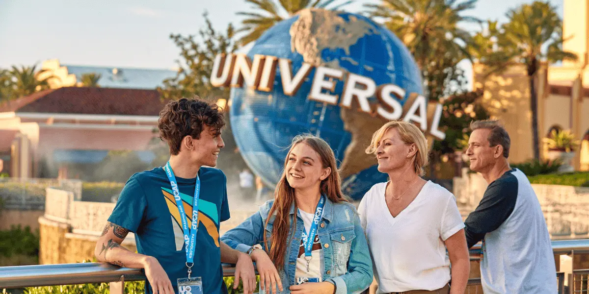 Universal Passholder Store Opens in New Location With Reported 70% Discounts 2 Universal Orlando Resort entrance