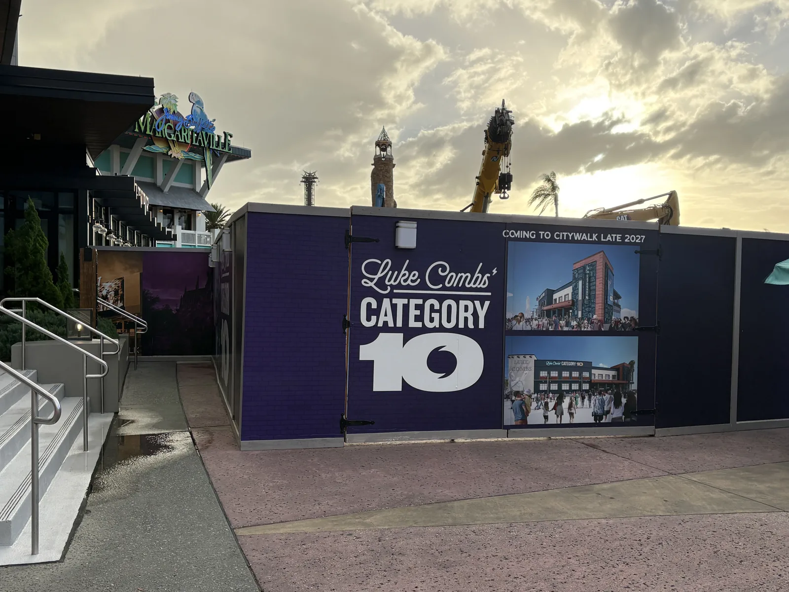 CityWalk Construction Detour Changes the Walk to Islands of Adventure 1 Category 10 construction wall at CityWalk